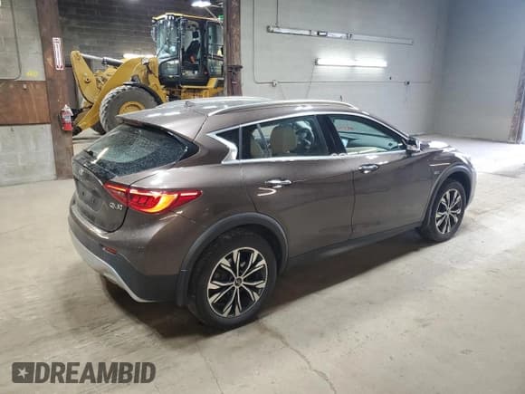 ✅ 2018 Infiniti QX30 Essential • VIN: SJKCH5CR7JA055647 • Lot: 53871525. Listed on Copart with 23,941 mi. Free auction sales archive from the USA and detailed vehicle history report at DreamBid. Image 3.