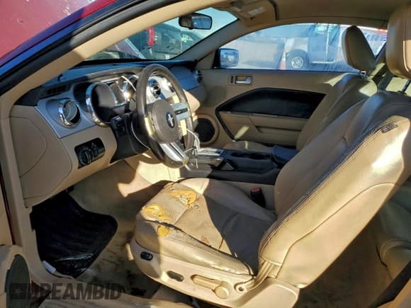 ✅ 2006 Ford Mustang Standard • VIN: 1ZVHT80N565136007 • Lot: 96771335. Listed on Copart with 231,892 mi. Free auction sales archive from the USA and detailed vehicle history report at DreamBid. Image 7.