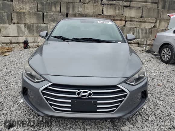 2017 Hyundai Elantra SE с VIN KMHD74LFXHU091573, выставлен на аукционе Copart как лот 90526635 с пробегом 89 512 миль миль и Чистый • Clean title. История ставок и продаж доступна на DreamBid. Изображение 5.