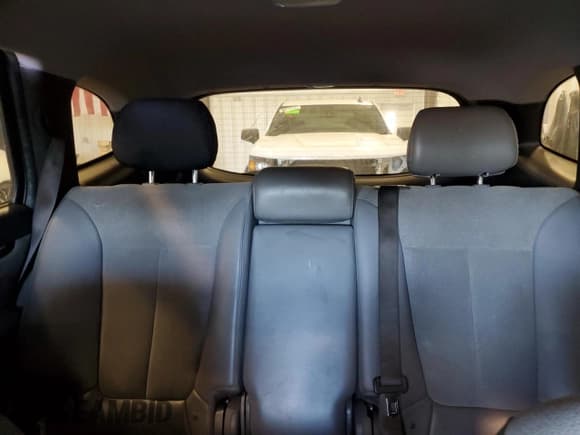 ✅ 2011 Hyundai Santa Fe SE • VIN: 5XYZH4AG3BG049192 • Lot: 77219474. Listed on Copart with 293,531 mi. Free auction sales archive from the USA and detailed vehicle history report at DreamBid. Image 10.