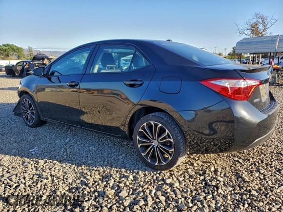 ✅ 2014 Toyota Corolla S Plus • VIN: 5YFBURHE7EP013536 • Лот: 94121795. Опубликован ранее на Copart с пробегом 125 440 миль. Бесплатный доступ к архиву аукционных продаж из США и подробный отчёт об истории автомобиля на DreamBid. Изображение 2.