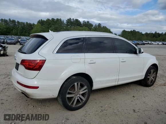 ✅ 2011 Audi Q7 Premium Plus • VIN: WA1LGAFE3BD008004 • Lot: 57505045. Listed on Copart with 206,268 mi. Free auction sales archive from the USA and detailed vehicle history report at DreamBid. Image 3.