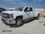 2016 Chevrolet Silverado 3500HD LTZ z VIN 1GC4K0C82GF163639, wystawiony jako Copart lot #76571244 z przebiegiem 199 356 mil mil oraz Szkoda całkowita • Salvage title. Historia ofert i sprzedaży dostępna na DreamBid. Obrazek 1.
