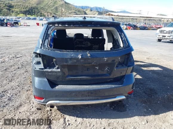 ✅ 2017 Dodge Journey Crossroad Plus • VIN: 3C4PDCGG2HT626462 • Lot: 41938815. Listed on IAAI with Not provided. Free auction sales archive from the USA and detailed vehicle history report at DreamBid. Image 16.