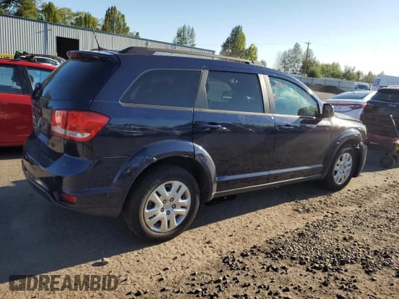 ✅ 2019 Dodge Journey SE • VIN: 3C4PDCBB8KT719568 • Lot: 69982655. Wystawiony na Copart z przebiegiem 81 403 mil. Bezpłatny archiwum sprzedaży aukcyjnych z USA i szczegółowy raport historii pojazdu na DreamBid. Zdjęcie 3.