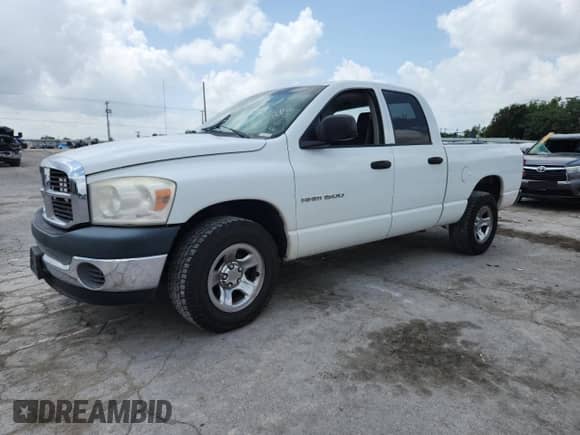 2007 Dodge 1500 ST z VIN 1D7HA18K17J532606, wystawiony jako Copart lot #65069485 z przebiegiem 187 910 mil mil oraz Szkoda całkowita • Salvage title. Historia ofert i sprzedaży dostępna na DreamBid. Obrazek 1.
