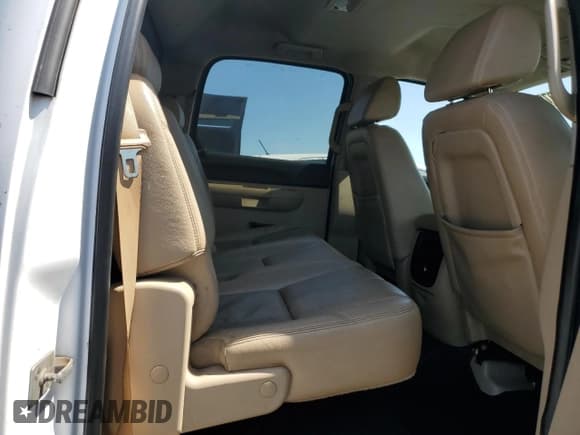 ✅ 2008 Chevrolet Silverado 1500 1LT • VIN: 2GCEK13J781247929 • Lot: 69769084. Listed on Copart with 330,933 mi. Free auction sales archive from the USA and detailed vehicle history report at DreamBid. Image 10.