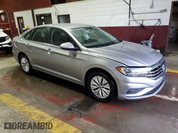 ✅ 2020 Volkswagen Jetta S • VIN: 3VWC57BU0LM097822 • Lot: 90677115. Listed on Copart with 117,950 mi. Free auction sales archive from the USA and detailed vehicle history report at DreamBid. Image 4.