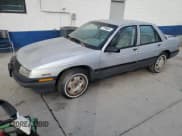 ✅ 1990 Chevrolet Corsica • VIN: 1G1LT54T5LY175073 • Лот: 71889604. Опубликован ранее на Copart с пробегом 111 578 миль. Бесплатный доступ к архиву аукционных продаж из США и подробный отчёт об истории автомобиля на DreamBid. Изображение 1.