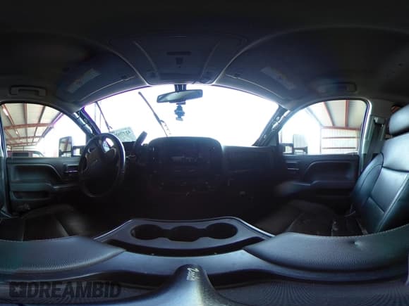 ✅ 2017 Chevrolet Silverado 2500HD LT • VIN: 1GC1KVEY7HF120235 • Lot: 42770202. Wystawiony na IAAI z przebiegiem 110 417 mil. Bezpłatny archiwum sprzedaży aukcyjnych z USA i szczegółowy raport historii pojazdu na DreamBid. Zdjęcie 19.