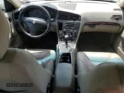 ✅ 2004 Volvo S60 • VIN: YV1RH59H142418867 • Lot: 64004885. Wystawiony na Copart z przebiegiem 193 111 mil. Bezpłatny archiwum sprzedaży aukcyjnych z USA i szczegółowy raport historii pojazdu na DreamBid. Zdjęcie 8.