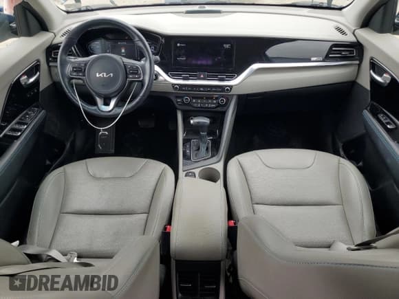 ✅ 2022 Kia Niro EX Premium • VIN: KNDCC3LD2N5536334 • Lot: 86629755. Wystawiony na Copart z przebiegiem 59 495 mil. Bezpłatny archiwum sprzedaży aukcyjnych z USA i szczegółowy raport historii pojazdu na DreamBid. Zdjęcie 8.