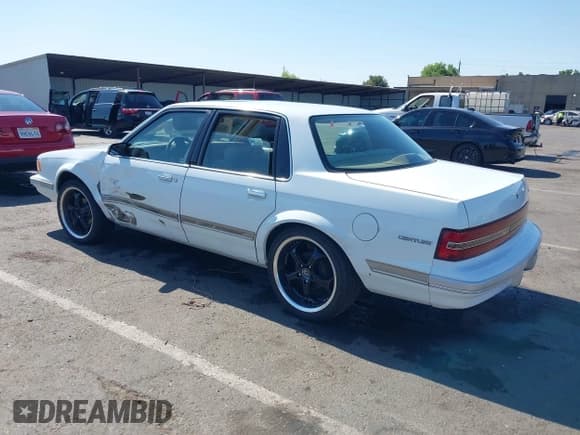 ✅ 1994 Buick Century • VIN: 3G4AG55M3RS620335 • Лот: 42638887. Опубликован ранее на IAAI с пробегом 161 056 миль. Бесплатный доступ к архиву аукционных продаж из США и подробный отчёт об истории автомобиля на DreamBid. Изображение 3.