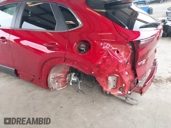 ✅ 2024 Mazda CX-30 S Carbon Edition • VIN: 3MVDMBCM6RM642036 • Лот: 43682381. Опубликован ранее на IAAI с пробегом 12 732 миль. Бесплатный доступ к архиву аукционных продаж из США и подробный отчёт об истории автомобиля на DreamBid. Изображение 6.