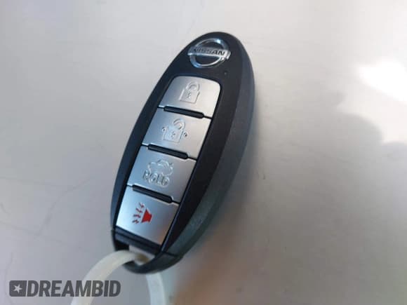 ✅ 2020 Nissan Versa SV • VIN: 3N1CN8EV9LL863214 • Lot: 43160156. Wystawiony na IAAI z przebiegiem 57 170 mil. Bezpłatny archiwum sprzedaży aukcyjnych z USA i szczegółowy raport historii pojazdu na DreamBid. Zdjęcie 11.