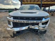 ✅ 2022 Chevrolet Silverado 2500HD LT • VIN: 1GC1YNEYXNF201515 • Лот: 84231315. Опубликован ранее на Copart с пробегом 109 736 миль. Бесплатный доступ к архиву аукционных продаж из США и подробный отчёт об истории автомобиля на DreamBid. Изображение 5.