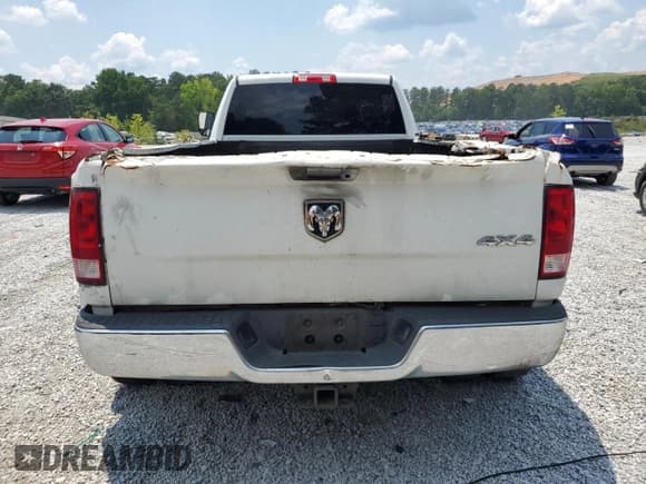 ✅ 2018 Ram 3500 Tradesman • VIN: 3C63RRGLXJG392691 • Lot: 61797625. Listed on Copart with 613,268 mi. Free auction sales archive from the USA and detailed vehicle history report at DreamBid. Image 6.