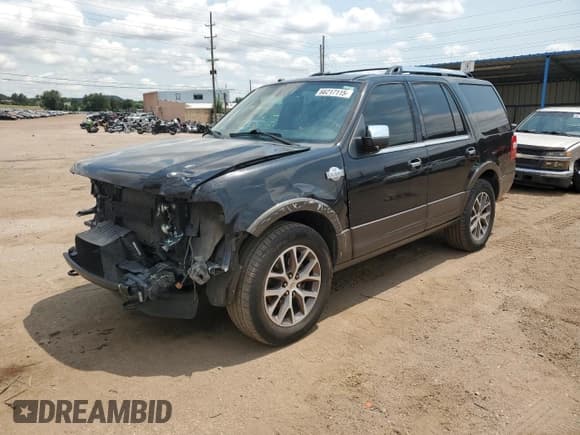 ✅ 2015 Ford Expedition XLT • VIN: 1FMJU1JT7FEF33574 • Lot: 66217115. Wystawiony na Copart z przebiegiem 167 346 mil. Bezpłatny archiwum sprzedaży aukcyjnych z USA i szczegółowy raport historii pojazdu na DreamBid. Zdjęcie 1.