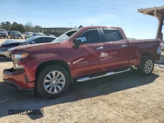 ✅ 2020 Chevrolet Silverado 1500 Custom • VIN: 3GCPWBEF0LG124484 • Lot: 47012705. Wystawiony na Copart z przebiegiem 71 956 mil. Bezpłatny archiwum sprzedaży aukcyjnych z USA i szczegółowy raport historii pojazdu na DreamBid. Zdjęcie 1.