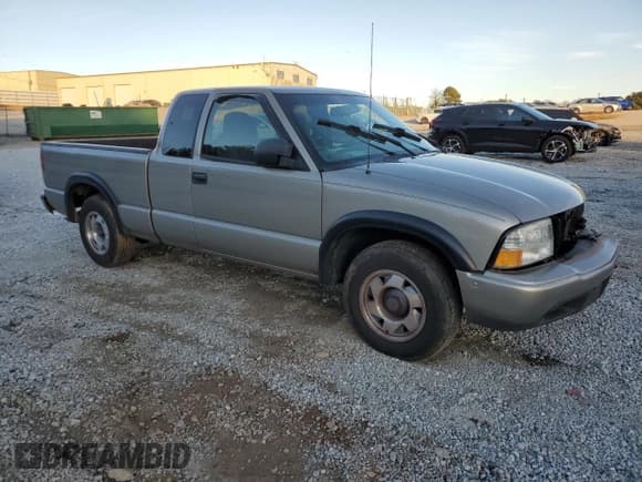 ✅ 2001 GMC Sonoma SLS 1SG • VIN: 1GTCS19W518202453 • Lot: 88853845. Wystawiony na Copart z przebiegiem 196 589 mil. Bezpłatny archiwum sprzedaży aukcyjnych z USA i szczegółowy raport historii pojazdu na DreamBid. Zdjęcie 4.