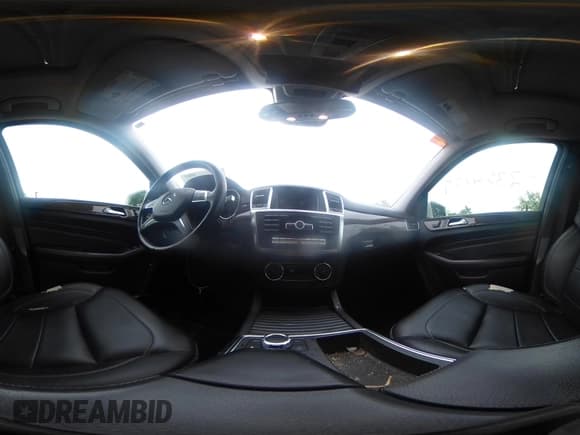 ✅ 2012 Mercedes-Benz M 350 • VIN: 4JGDA5HB5CA081413 • Lot: 42354159. Wystawiony na IAAI z przebiegiem 234 451 mil. Bezpłatny archiwum sprzedaży aukcyjnych z USA i szczegółowy raport historii pojazdu na DreamBid. Zdjęcie 20.