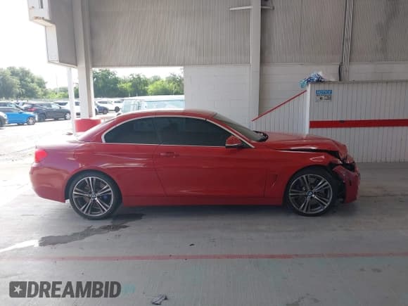 ✅ 2016 BMW 4 Series 435i • VIN: WBA3T3C59G5A42354 • Lot: 42640665. Wystawiony na IAAI z przebiegiem 100 720 mil. Bezpłatny archiwum sprzedaży aukcyjnych z USA i szczegółowy raport historii pojazdu na DreamBid. Zdjęcie 13.