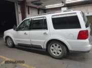 ✅ 2004 Lincoln Navigator Luxury • VIN: 5LMFU28R34LJ29649 • Lot: 43786345. Listed on IAAI with 162,138 mi. Free auction sales archive from the USA and detailed vehicle history report at DreamBid. Image 14.