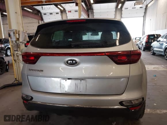 ✅ 2020 Kia Sportage LX • VIN: KNDPMCAC6L7799551 • Лот: 42428572. Опубликован ранее на IAAI с пробегом 50 055 миль. Бесплатный доступ к архиву аукционных продаж из США и подробный отчёт об истории автомобиля на DreamBid. Изображение 16.