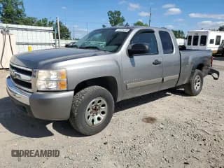 ✅ 2007 Chevrolet Silverado 1500 1LT • VIN: 1GCEC19J87Z552589 • Лот: 64454235. Опубликован ранее на Copart с пробегом 159 043 миль. Бесплатный доступ к архиву аукционных продаж из США и подробный отчёт об истории автомобиля на DreamBid. Изображение 1.