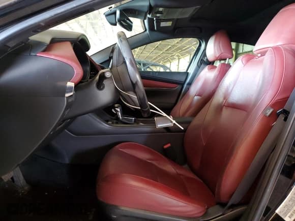 ✅ 2021 Mazda 3 Premium Plus • VIN: JM1BPBNY7M1334766 • Lot: 82687285. Wystawiony na Copart z przebiegiem 153 876 mil. Bezpłatny archiwum sprzedaży aukcyjnych z USA i szczegółowy raport historii pojazdu na DreamBid. Zdjęcie 7.