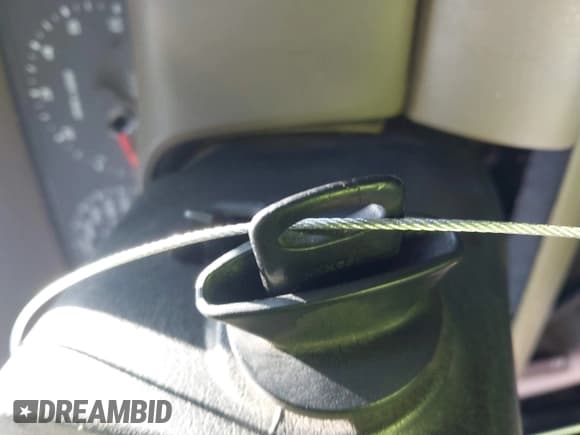 ✅ 2003 Ford F-250 XL • VIN: 1FTNX20L33EC88739 • Lot: 42293415. Listed on IAAI with 163,159 mi. Free auction sales archive from the USA and detailed vehicle history report at DreamBid. Image 11.