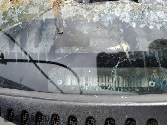 ✅ 2002 GMC Yukon XL SLT • VIN: 1GKFK16T42J116430 • Lot: 49122485. Listed on Copart with Not provided. Free auction sales archive from the USA and detailed vehicle history report at DreamBid. Image 13.