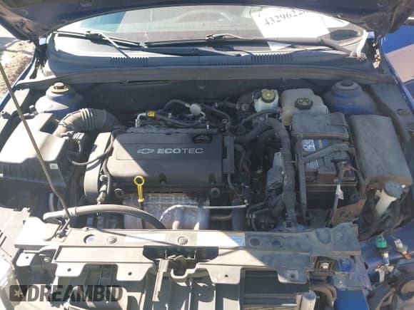 ✅ 2013 Chevrolet Cruze LS • VIN: 1G1PA5SH7D7185147 • Lot: 43296228. Listed on IAAI with 127,952 mi. Free auction sales archive from the USA and detailed vehicle history report at DreamBid. Image 10.