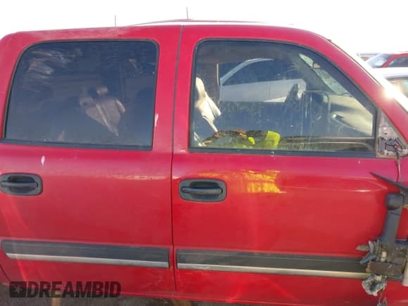 ✅ 2006 Chevrolet Silverado 2500HD LT1 • VIN: 1GCHK23D16F260761 • Lot: 41360432. Listed on IAAI with 327,569 mi. Free auction sales archive from the USA and detailed vehicle history report at DreamBid. Image 13.