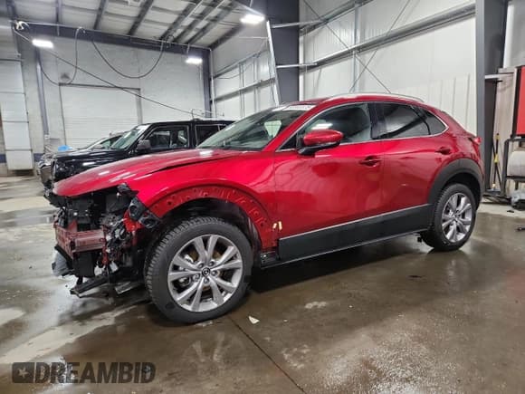 ✅ 2021 Mazda CX-30 Premium • VIN: 3MVDMBDM7MM213933 • Лот: 68102375. Опубликован ранее на Copart с пробегом 63 363 миль. Бесплатный доступ к архиву аукционных продаж из США и подробный отчёт об истории автомобиля на DreamBid. Изображение 1.