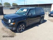 ✅ 2015 Jeep Patriot Latitude • VIN: 1C4NJPFA9FD399245 • Lot: 42838597. Wystawiony na IAAI z przebiegiem 130 296 mil. Bezpłatny archiwum sprzedaży aukcyjnych z USA i szczegółowy raport historii pojazdu na DreamBid. Zdjęcie 2.