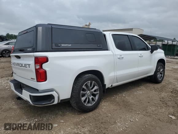 ✅ 2021 Chevrolet Silverado 1500 RST • VIN: 1GCUYEET3MZ256094 • Lot: 65181395. Wystawiony na Copart z przebiegiem 55 654 mil. Bezpłatny archiwum sprzedaży aukcyjnych z USA i szczegółowy raport historii pojazdu na DreamBid. Zdjęcie 3.