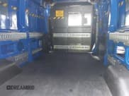 ✅ 2015 Ford Transit Cargo • VIN: 1FTNR2CM0FKA92570 • Lot: 43061239. Wystawiony na IAAI z przebiegiem 221 884 mil. Bezpłatny archiwum sprzedaży aukcyjnych z USA i szczegółowy raport historii pojazdu na DreamBid. Zdjęcie 8.