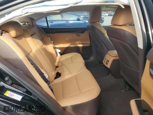✅ 2017 Lexus ES 350 • VIN: 58ABK1GG4HU067284 • Lot: 91815715. Listed on Copart with 100,916 mi. Free auction sales archive from the USA and detailed vehicle history report at DreamBid. Image 10.