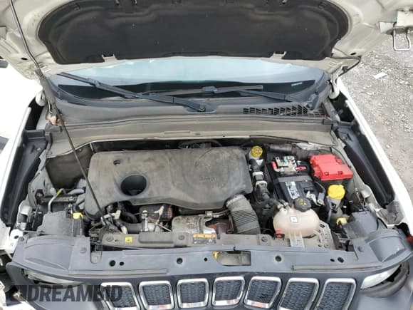 ✅ 2019 Jeep Renegade Sport • VIN: ZACNJBA1XKPK05535 • Lot: 79064554. Wystawiony na Copart z przebiegiem 118 384 mil. Bezpłatny archiwum sprzedaży aukcyjnych z USA i szczegółowy raport historii pojazdu na DreamBid. Zdjęcie 13.