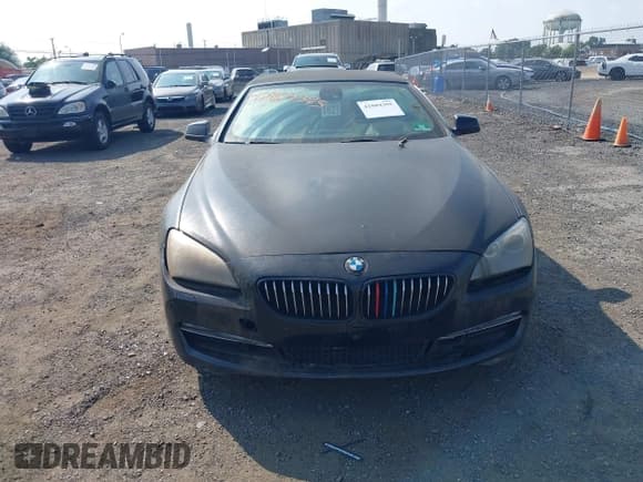 ✅ 2012 BMW 6 Series 650i • VIN: WBALZ3C5XCDL72533 • Lot: 42804395. Listed on IAAI with 123,299 mi. Free auction sales archive from the USA and detailed vehicle history report at DreamBid. Image 6.