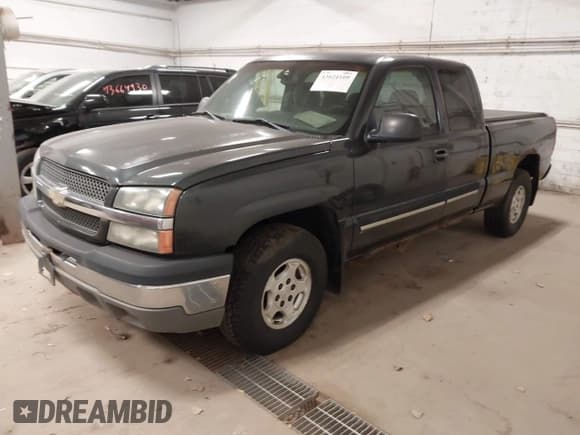 ✅ 2003 Chevrolet Silverado 1500 LS • VIN: 2GCEK19TX31116804 • Лот: 43624109. Опубликован ранее на IAAI с пробегом Не указан. Бесплатный доступ к архиву аукционных продаж из США и подробный отчёт об истории автомобиля на DreamBid. Изображение 2.