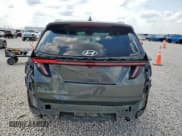 ✅ 2022 Hyundai Tucson SEL • VIN: 5NMJB3AE8NH131128 • Lot: 69476685. Wystawiony na Copart z przebiegiem 61 252 mil. Bezpłatny archiwum sprzedaży aukcyjnych z USA i szczegółowy raport historii pojazdu na DreamBid. Zdjęcie 6.