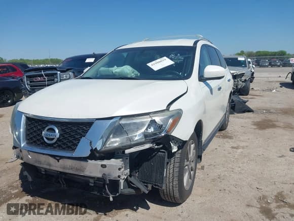 ✅ 2015 Nissan Pathfinder S • VIN: 5N1AR2MN6FC702371 • Lot: 41988029. Listed on IAAI with 129,673 mi. Free auction sales archive from the USA and detailed vehicle history report at DreamBid. Image 17.