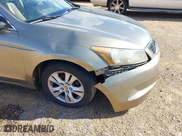 ✅ 2010 Honda Accord LX-P • VIN: 1HGCP2F47AA080117 • Lot: 43546784. Wystawiony na IAAI z przebiegiem Nie podano. Bezpłatny archiwum sprzedaży aukcyjnych z USA i szczegółowy raport historii pojazdu na DreamBid. Zdjęcie 12.