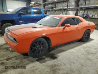 ✅ 2010 Dodge Challenger SRT-8 • VIN: 2B3CJ7DW3AH260635 • Lot: 87880775. Wystawiony na Copart z przebiegiem 105 524 mil. Bezpłatny archiwum sprzedaży aukcyjnych z USA i szczegółowy raport historii pojazdu na DreamBid. Zdjęcie 1.