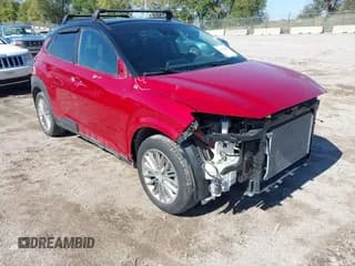 ✅ 2020 Hyundai Kona SEL • VIN: KM8K2CAA4LU400311 • Лот: 43366847. Опубликован ранее на IAAI с пробегом 52 081 миль. Бесплатный доступ к архиву аукционных продаж из США и подробный отчёт об истории автомобиля на DreamBid. Изображение 1.