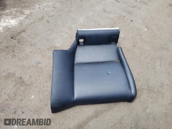 ✅ 2009 BMW 3 Series 328i xDrive • VIN: WBAWV53579P079734 • Lot: 62468965. Wystawiony na Copart z przebiegiem 134 195 mil. Bezpłatny archiwum sprzedaży aukcyjnych z USA i szczegółowy raport historii pojazdu na DreamBid. Zdjęcie 12.