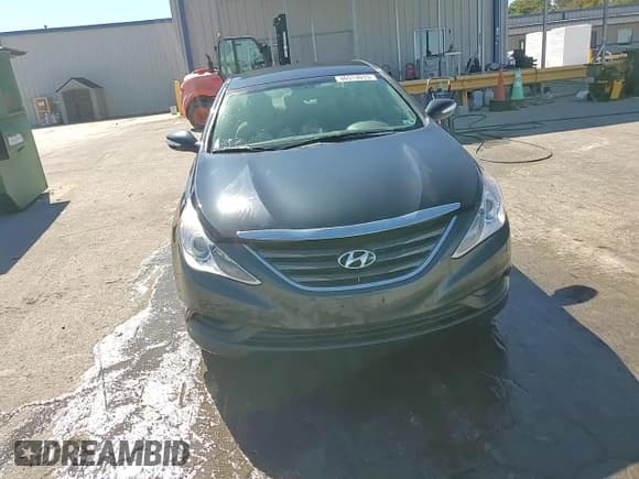 ✅ 2014 Hyundai Sonata GLS • VIN: 5NPEB4AC8EH935213 • Lot: 86513615. Listed on Copart with 66,006 mi. Free auction sales archive from the USA and detailed vehicle history report at DreamBid. Image 13.