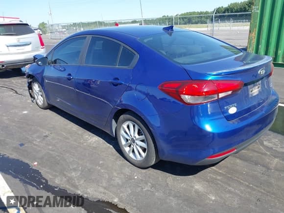 ✅ 2017 Kia Forte S • VIN: 3KPFL4A7XHE079295 • Lot: 43103666. Listed on IAAI with 65,935 mi. Free auction sales archive from the USA and detailed vehicle history report at DreamBid. Image 3.
